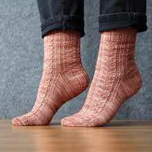 Indlæs billede til gallerivisning Old Rose Sokker - Strikkekit