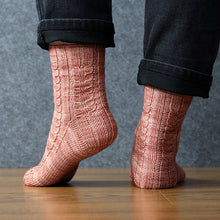 Indlæs billede til gallerivisning Old Rose Sokker - Strikkekit