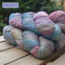 Indlæs billede til gallerivisning Snowdrop Sweater - Arroyo Strikkekit