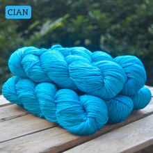 Indlæs billede til gallerivisning Snowdrop Sweater - Arroyo Strikkekit