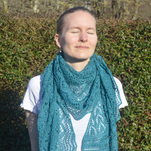 Indlæs billede til gallerivisning Havblik Sjalet - Strikkeopskrift