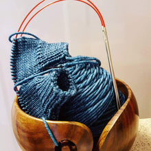 Indlæs billede til gallerivisning Lær at strikke 2 sokker på én gang - Workshop
