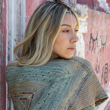Indlæs billede til gallerivisning Temperance Sjalet - Malabrigo Sock Garnpakke