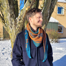 Indlæs billede til gallerivisning Vild med Vævestrik Sjalet - Mechita eller Sock Strikkekit