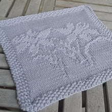 Indlæs billede til gallerivisning Strikkeopskrift - Klud med Påskeliljer