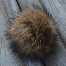 Indlæs billede til gallerivisning Kæmpe Faux-Fur Pom Bomb
