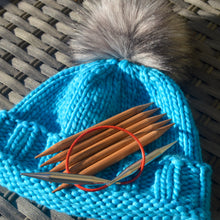 Indlæs billede til gallerivisning ChiaoGoo Strikkepindesæt til Huer, Red Lace + Bambus