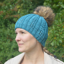 Indlæs billede til gallerivisning Oktober Huen - Strikkeopskrift