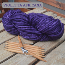 Indlæs billede til gallerivisning Min Første Hue Strikkekit (med 9 mm strikkepinde)