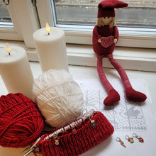 Indlæs billede til gallerivisning Strikkekit - Silent Night Nissehue