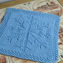 Indlæs billede til gallerivisning Strikkeopskrift - Klud med Snefnug