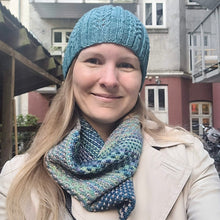 Indlæs billede til gallerivisning Malabrigo Arroyo Garnpakke til The Shift Cowl