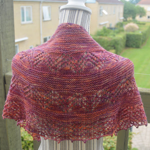 Shimmering Pearl Sjalet - Mechita Strikkekit