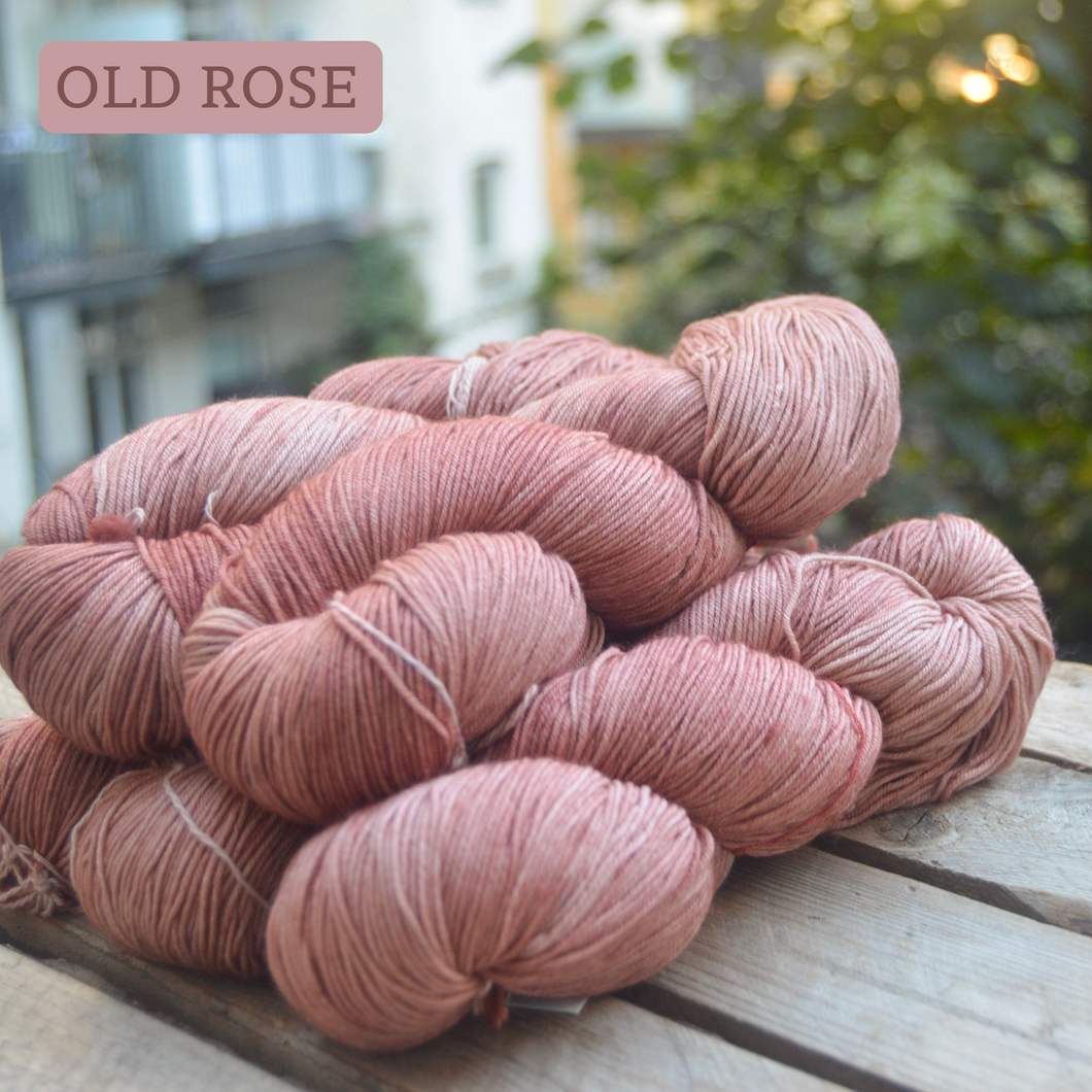 Old Rose Sokker - Strikkekit